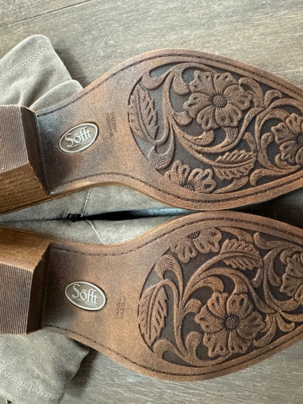 NWT western-style boots